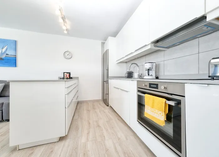 Дом отдыха Casa Roberta Sea View Коста-Тегисе